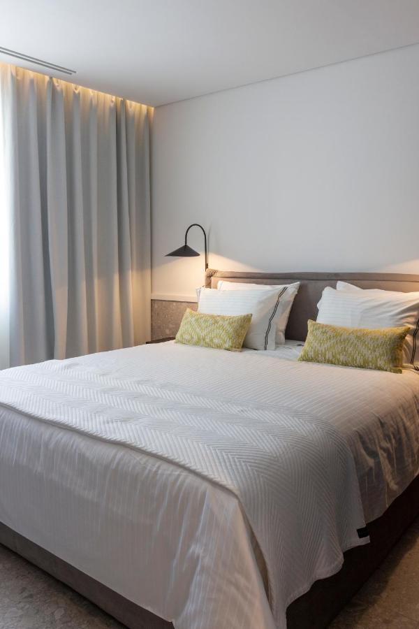 11Suites Айгио Екстериор снимка